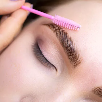 augenbrauen-wimpern-faerben-schnittstell-niederurnen augenbrauen-wimpern-faerben-schnittstell-niederurnen